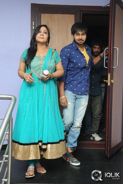 Celebs-at-Ala-Ela-Movie-Special-Show